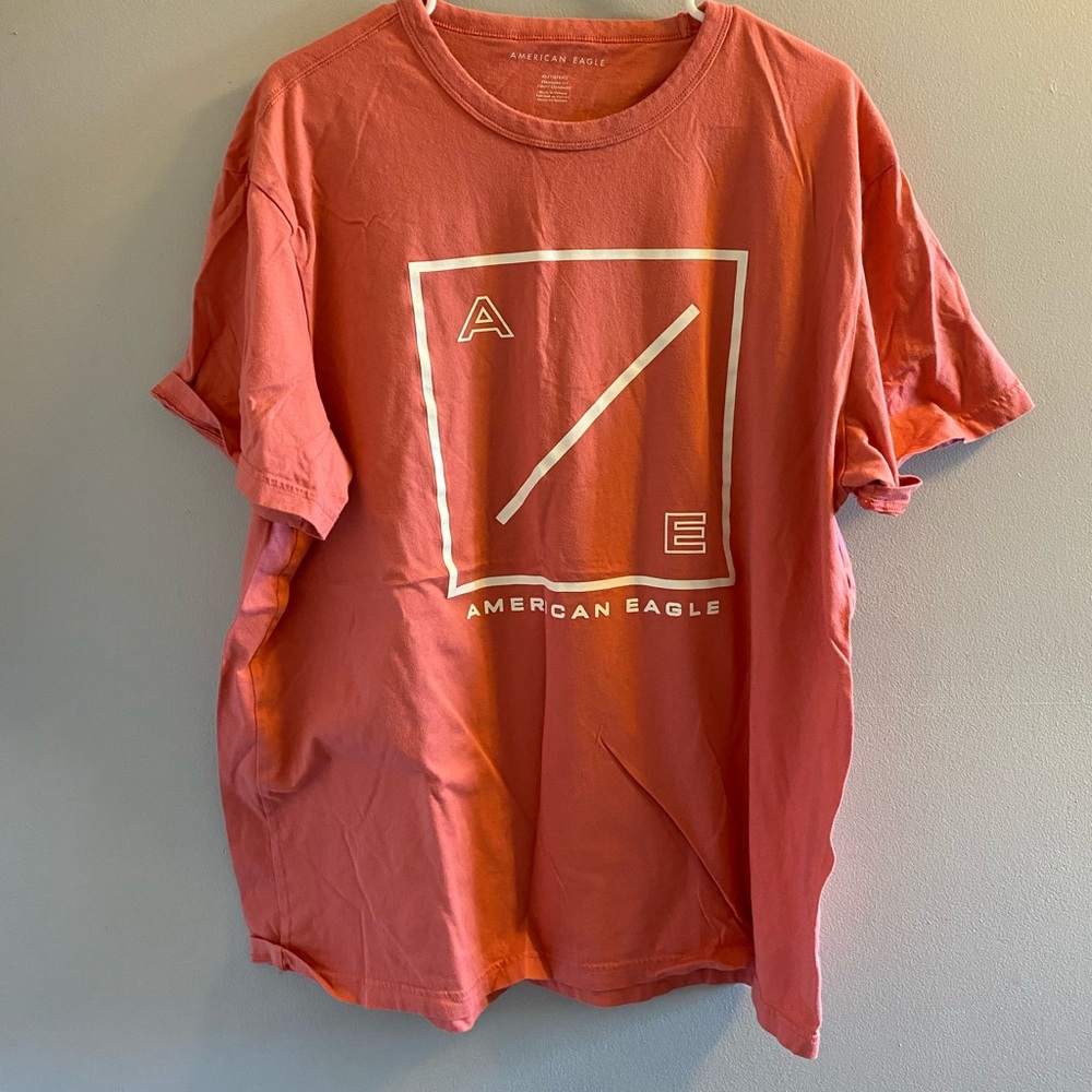 American Eagle Outfitters orange tee men’s
